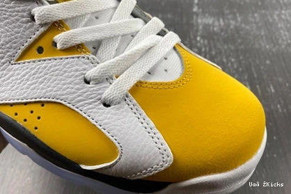 CT8529-170 Ochre Retro 603 Yellow Jordan  Classic 6 0815